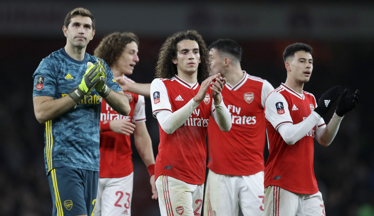 布斯克茨退役，10年世界杯冠军西班牙仅剩5人仍在踢球（布斯克茨挂靴，西班牙2010世界杯冠军班底仅余5人仍在征战）