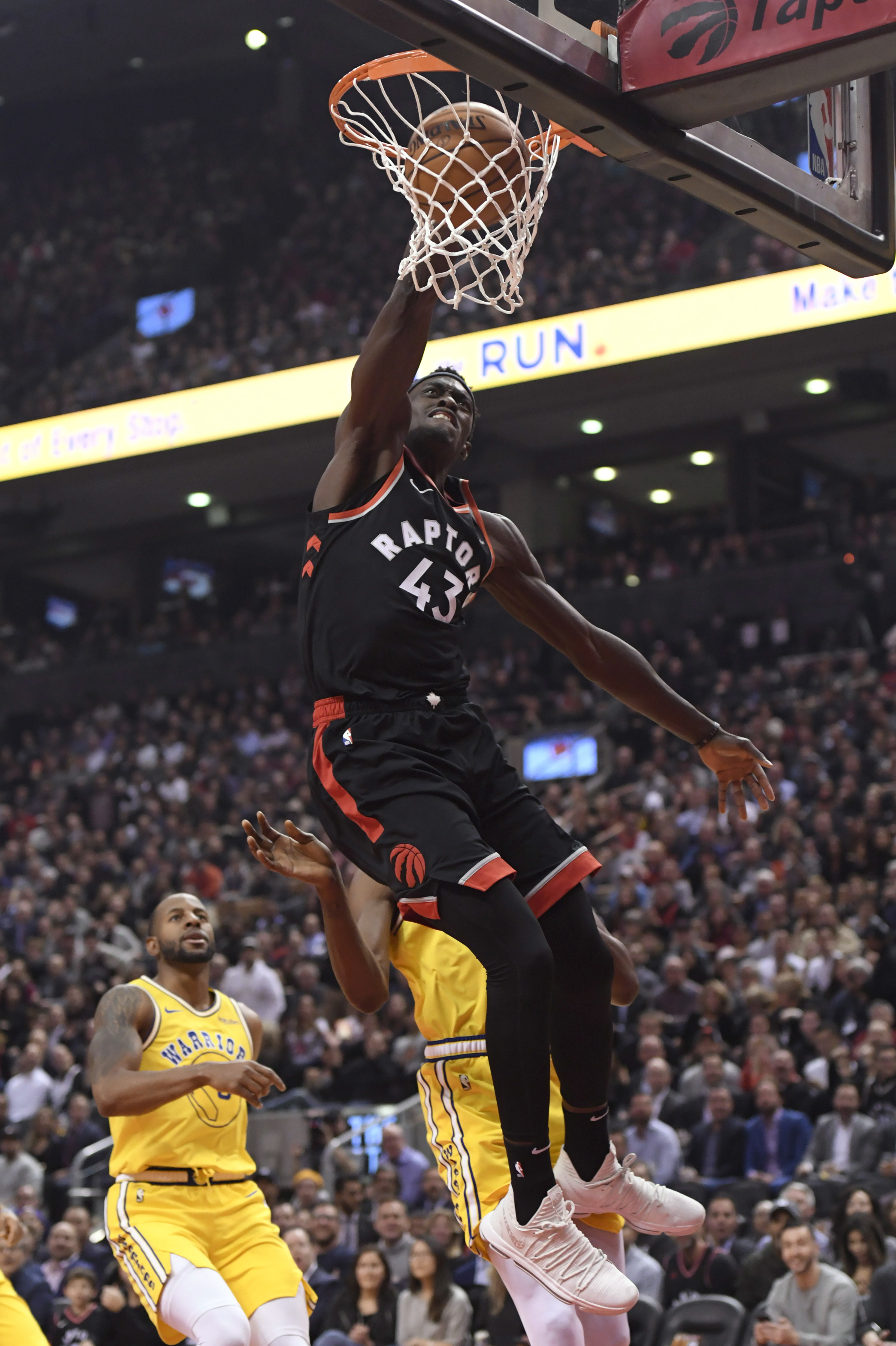 意媒：尤文冬窗很难签下贝尔纳韦，其3千万身价是主要障碍（意媒：尤文冬窗追贝尔纳韦受阻，3000万要价成最大难题）