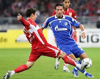 斯基拉：尤文未谈妥麦肯尼续约，两家意甲俱乐部已与球员接触（斯基拉：尤文与麦肯尼续约未达成一致，两家意甲俱乐部已与其接触）