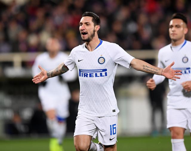 拉菲尼亚的王者归来：巴萨的定海神针与欧冠梦想（拉菲尼亚强势回归：巴萨中流砥柱点燃欧冠希望）