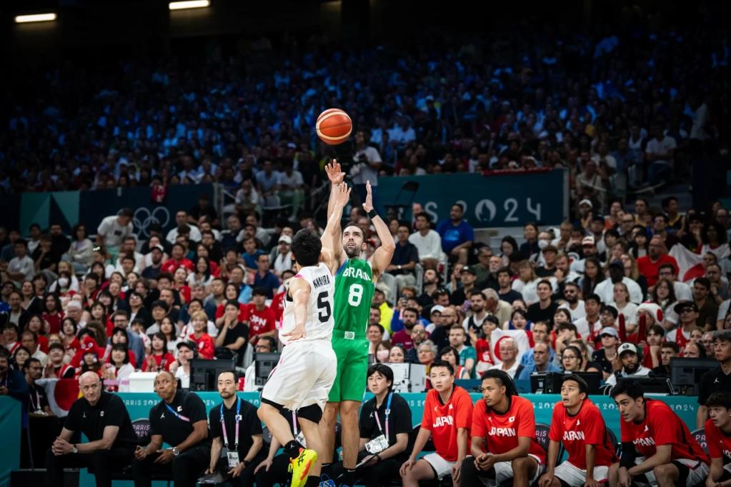 足球欧洲豪门中场爆发，连续三场送助攻（欧洲豪门中场状态火热，三场连送助攻）