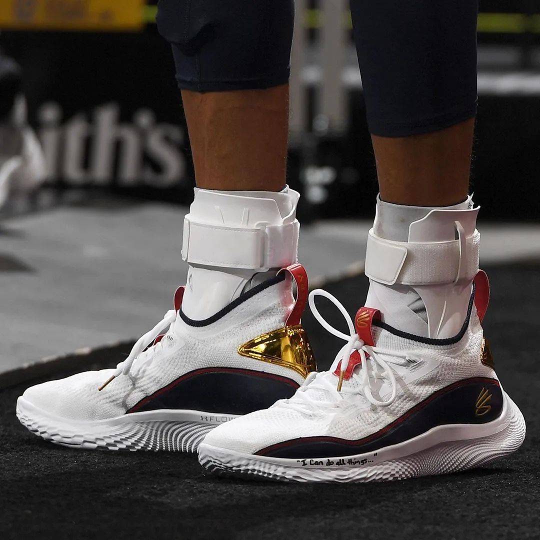 报价超十亿英镑，英媒：派拉蒙获得四年在英国的欧冠转播权（英媒称派拉蒙斥资逾10亿英镑拿下英国欧冠四年转播权）