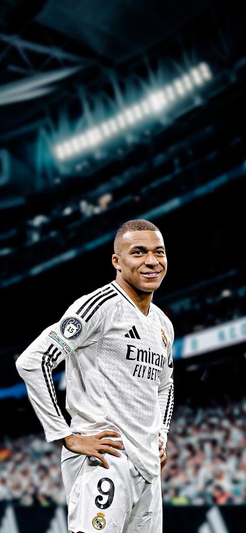 足球中超球队失误频频，主帅暴怒（中超球队失误连连，主帅震怒）