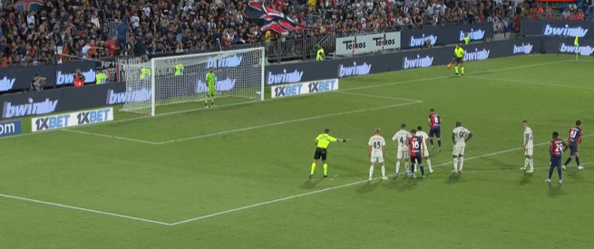 邮报：消息人士怀疑利物浦不再报价是怂了，并在吊着伊萨克